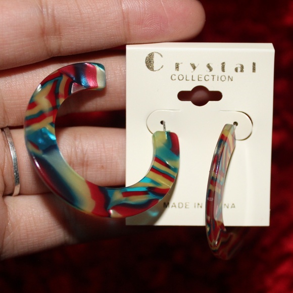 Resin Open Hoop Marbled Earrings - Picture 7 of 8